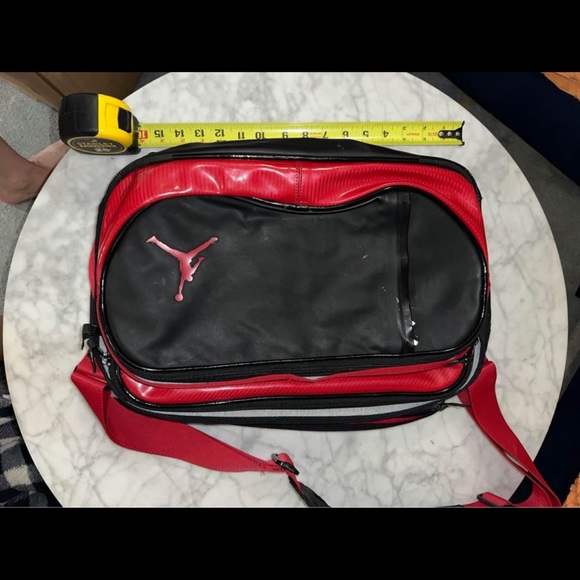 Michael Jordan Duffle Bag - Sidebody Bag - Picture 2 of 10